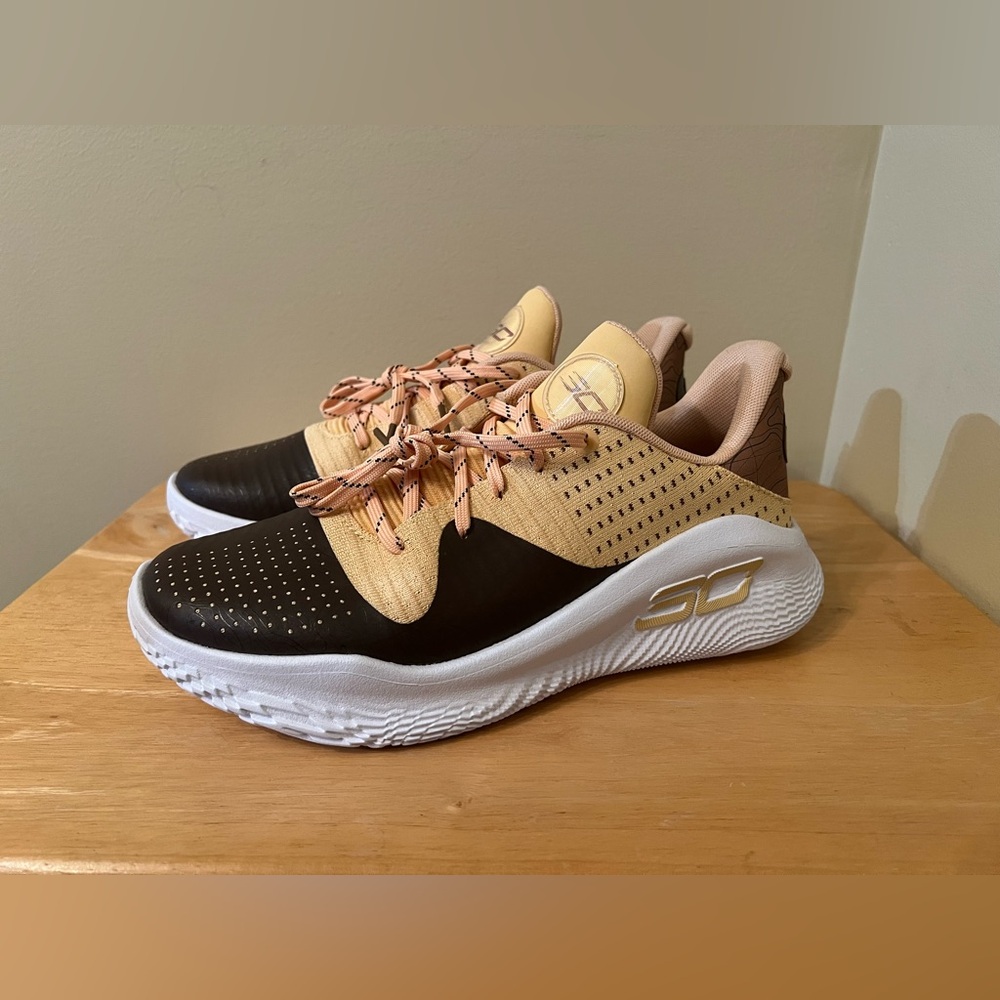 Under Armour Curry 4 Low FloTro Basketball Shoes US 9.5 Curry Camp 3026621-700
